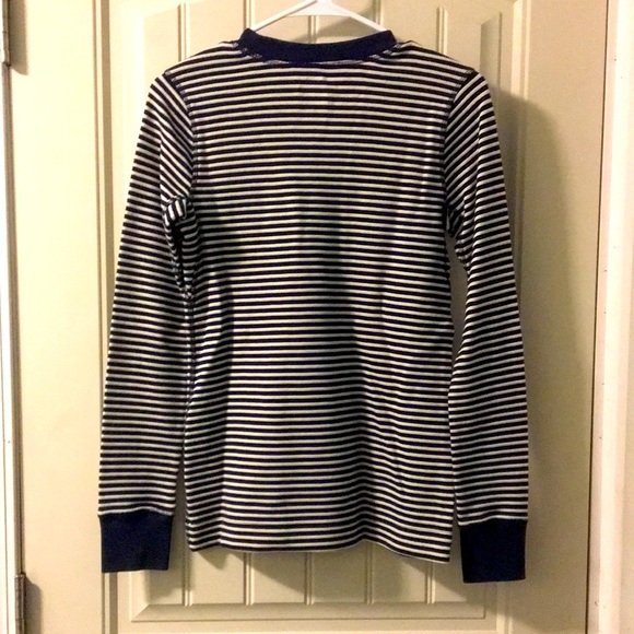 Duluth Trading Company long sleeve navy white thermal with thumb holes - Picture 3 of 4